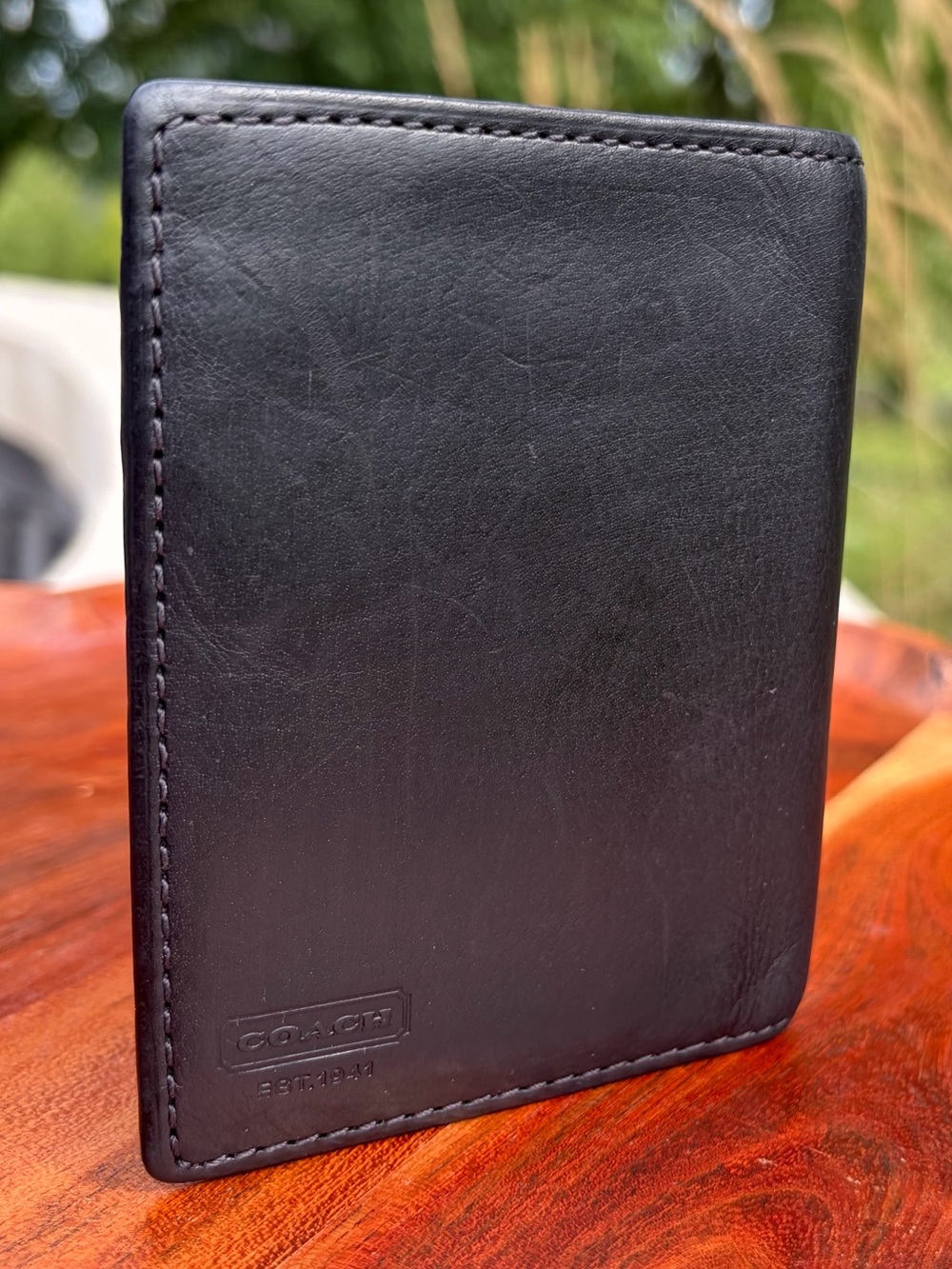 Vintage COACH Water Buffalo Black Leather Card Case Compact Trifold Wallet - Picture 13 of 14